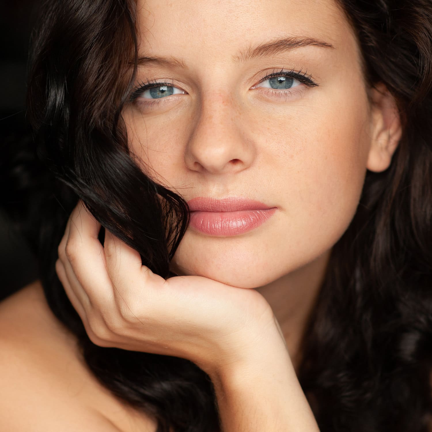 Mia Elysia Independent Escort Portrait